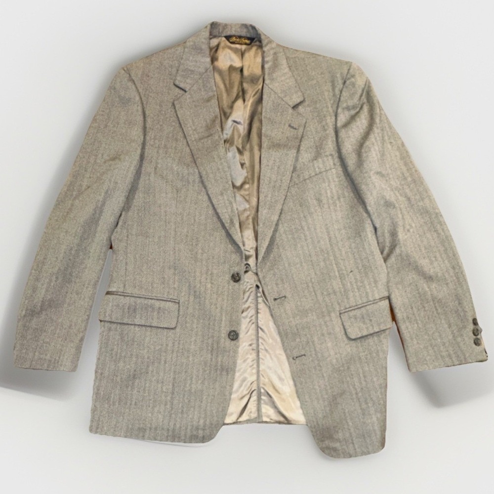 Vintage Brooks Brothers 40R Gray Herringbone Wool Blazer Sport Coat Made USA
